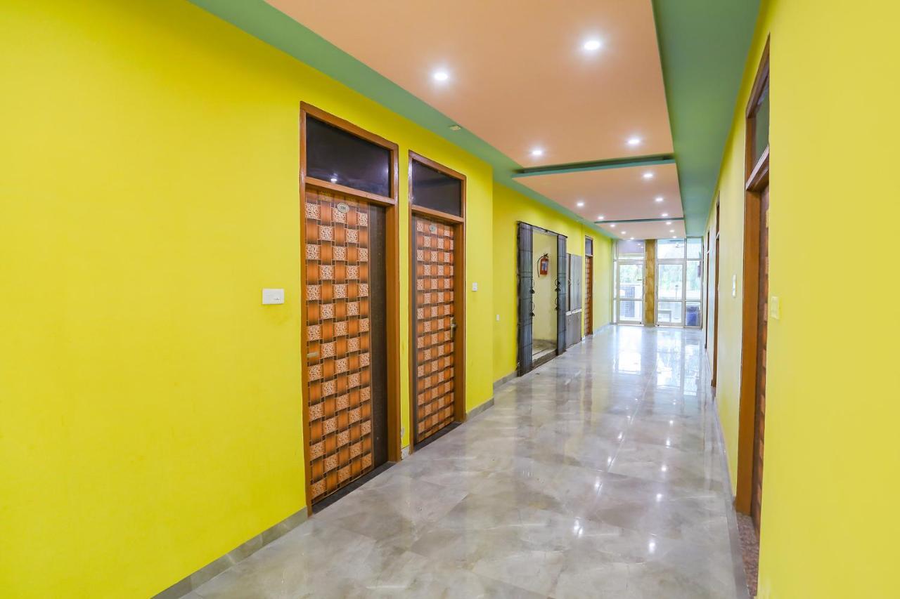 Fabhotel Kriti Green Varanasi Exterior foto