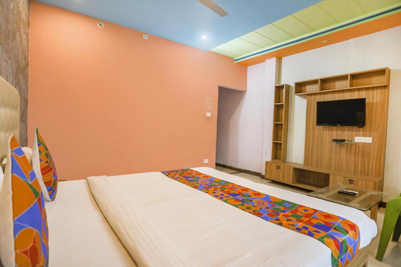 Fabhotel Kriti Green Varanasi Exterior foto